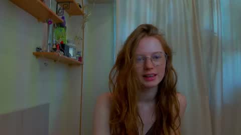 Snapshot of fire_luna chatting on June 2026 07:20:01 AM fire_luna online show from June 2026 07:20:01 AM