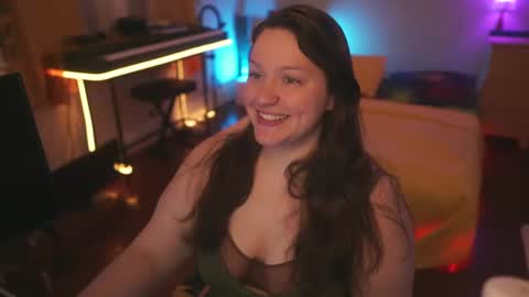 Lio Roxy online show from November 2025 04:37:01 AM