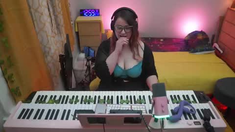 Lio Roxy online show from February 2026 05:57:01 AM