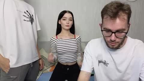 Snapshot of first_day_ chatting on September 2025 09:43:01 AM ALICESTEVEVECTOR pvt open  online show from September 2025 09:43:01 AM