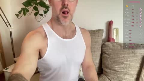 Snapshot of fit_rubinho chatting on February 2025 08:33:02 AM Rubn online show from February 2025 08:33:02 AM