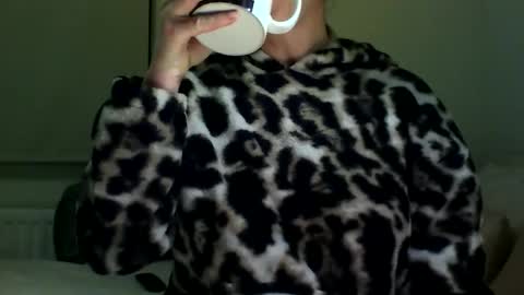 Fitbut online show from January 2025 07:31:02 PM