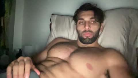 Snapshot of fitcurvyman4fun_69 chatting on September 2025 04:33:02 AM fitcurvyman4fun_69 online show from September 2025 04:33:02 AM