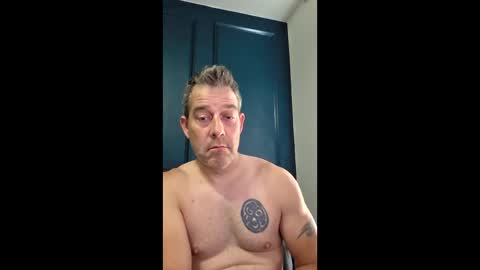 Snapshot of fitdaddylove chatting on April 2026 09:45:02 PM FitDaddy online show from April 2026 09:45:02 PM