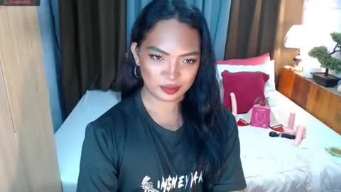 Snapshot of fitfemme_anna chatting on April 2026 04:04:01 AM fitfemme_anna online show from April 2026 04:04:01 AM