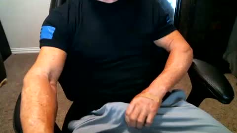 Snapshot of fitguy40 chatting on March 2026 03:44:01 AM fitguy40 online show from March 2026 03:44:01 AM