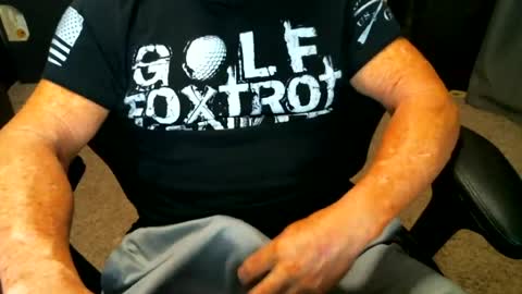 Snapshot of fitguy40 chatting on June 2026 03:19:02 AM fitguy40 online show from June 2026 03:19:02 AM