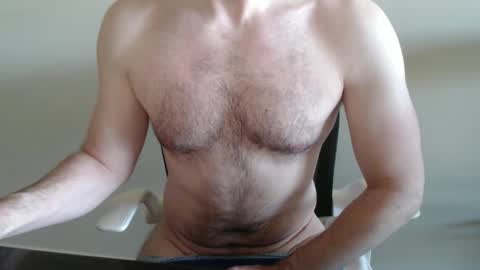 fithubby80 online show from February 2026 03:12:01 PM