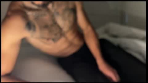Snapshot of fitjacques chatting on April 2026 12:48:01 AM fitjacques online show from April 2026 12:48:01 AM