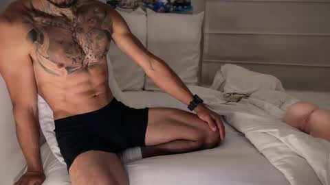 Snapshot of fitjacques chatting on May 2026 03:01:02 AM fitjacques online show from May 2026 03:01:02 AM
