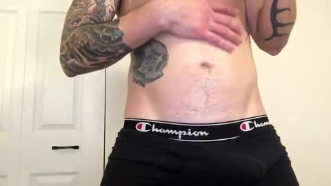 Snapshot of fitntatted91 chatting on January 2025 09:03:01 PM Horny Boy online show from January 2025 09:03:01 PM