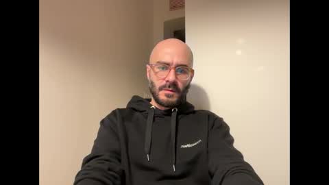 Snapshot of fla85 chatting on January 2025 12:36:01 AM Fla is short for Flavio online show from January 2025 12:36:01 AM