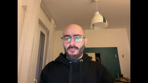 Snapshot of fla85 chatting on February 2025 05:10:02 PM Fla is short for Flavio online show from February 2025 05:10:02 PM