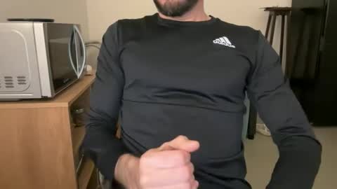 Snapshot of fla85 chatting on April 2026 06:31:01 PM Fla is short for Flavio online show from April 2026 06:31:01 PM