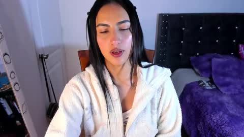 Snapshot of flaca_57 chatting on October 2025 01:17:02 AM FLACA online show from October 2025 01:17:02 AM
