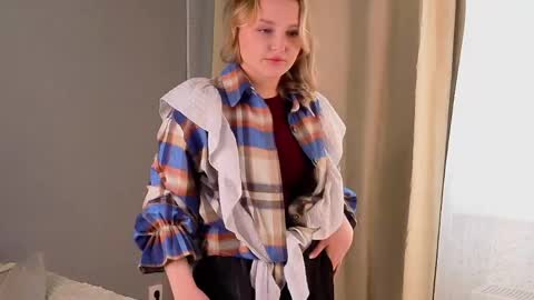 Amelia online show from April 2026 03:29:02 AM