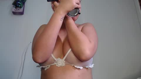 Snapshot of flamebond_room chatting on October 2025 12:04:02 PM tteo  Sienna  online show from October 2025 12:04:02 PM