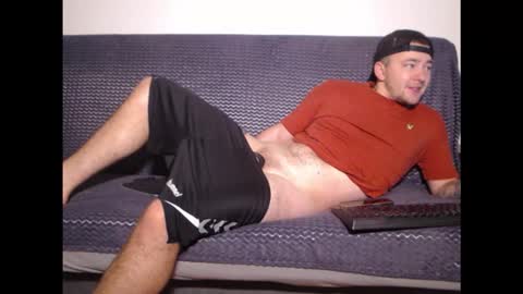 Flamefury18 online show from September 2025 07:12:01 AM