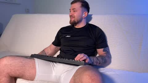 Flamefury18 online show from March 2026 07:34:02 AM