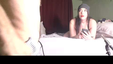 Snapshot of flanneldong chatting on November 2025 08:25:01 AM Flannel Dong online show from November 2025 08:25:01 AM