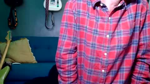 Snapshot of flanneldong chatting on December 2025 02:10:02 AM Flannel Dong online show from December 2025 02:10:02 AM