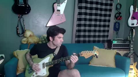 Snapshot of flanneldong chatting on December 2025 07:28:01 AM Flannel Dong online show from December 2025 07:28:01 AM