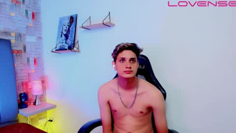 Snapshot of flaquito___ chatting on April 2026 10:03:02 PM Flaquito online show from April 2026 10:03:02 PM