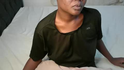 flaquo1 online show from December 2025 07:32:01 PM