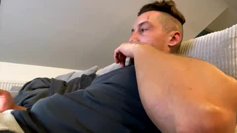 Snapshot of flashi1990 chatting on November 2025 06:28:02 PM flashi1990 online show from November 2025 06:28:02 PM