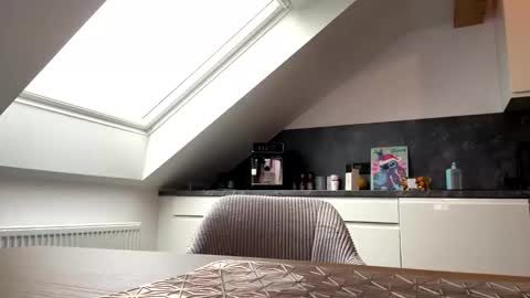 flashi1990 online show from December 2025 02:45:02 PM