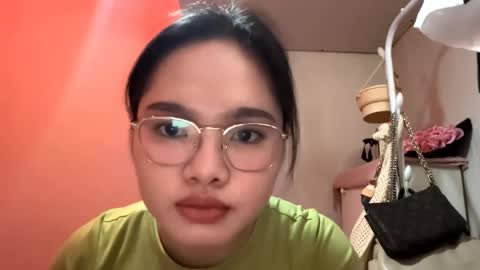 Snapshot of flaviaskelley chatting on May 2026 12:16:02 AM Bea online show from May 2026 12:16:02 AM