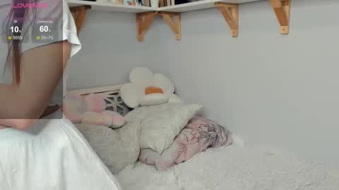 Snapshot of flawfull chatting on October 2025 10:18:01 AM Cheryl 3 online show from October 2025 10:18:01 AM