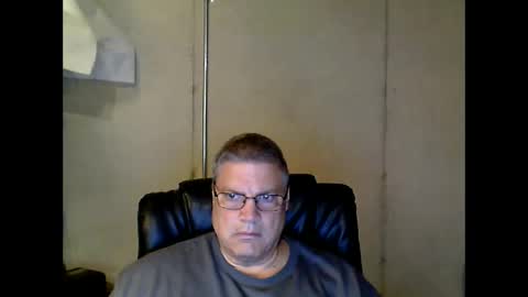 Snapshot of fletch32 chatting on October 2025 08:37:02 PM jd online show from October 2025 08:37:02 PM