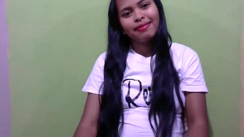 Snapshot of fleurtess_xx chatting on April 2026 04:22:01 AM Claire online show from April 2026 04:22:01 AM