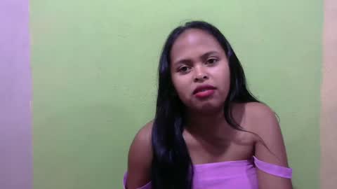 Snapshot of fleurtess_xx chatting on April 2026 03:52:01 AM Claire online show from April 2026 03:52:01 AM