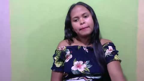 Snapshot of fleurtess_xx chatting on April 2026 04:26:01 AM Claire online show from April 2026 04:26:01 AM