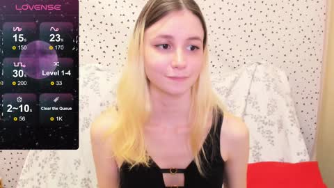 Snapshot of fleximona chatting on February 2025 01:05:02 PM FlexiMona online show from February 2025 01:05:02 PM