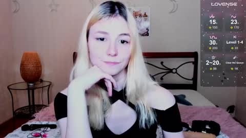 Snapshot of fleximona chatting on October 2025 03:22:02 PM FlexiMona online show from October 2025 03:22:02 PM