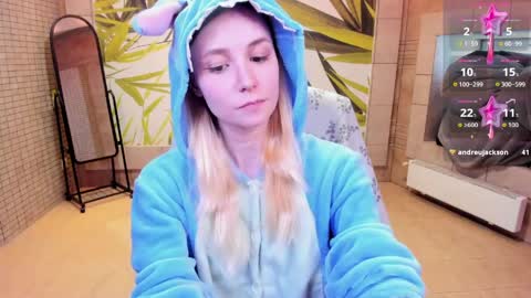 Snapshot of fleximona chatting on March 2026 09:42:01 AM FlexiMona online show from March 2026 09:42:01 AM