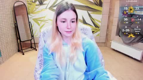 Snapshot of fleximona chatting on April 2026 09:35:02 AM FlexiMona online show from April 2026 09:35:02 AM