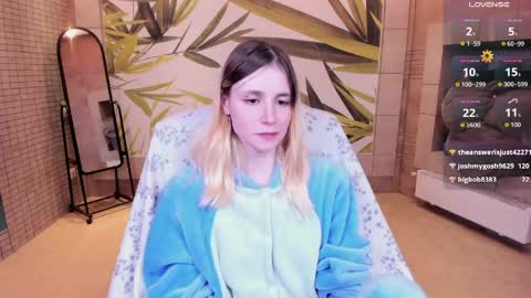 Snapshot of fleximona chatting on April 2026 07:58:01 PM FlexiMona online show from April 2026 07:58:01 PM