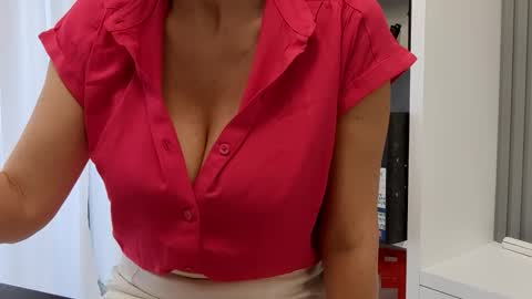 Snapshot of flirtymanners chatting on April 2026 02:12:02 PM Amaya online show from April 2026 02:12:02 PM