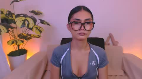 Snapshot of flirtymarga chatting on June 2026 04:49:02 PM Marga online show from June 2026 04:49:02 PM