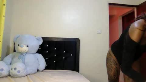 Snapshot of flirtyy_sheery chatting on May 2026 04:26:01 PM sheery online show from May 2026 04:26:01 PM