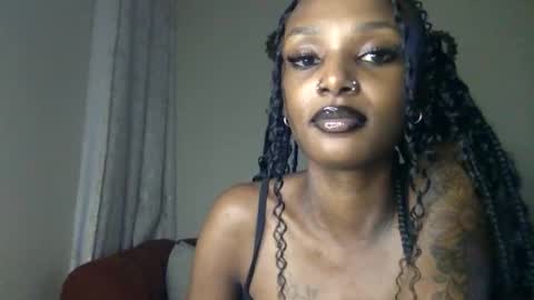 Snapshot of flirtyy_sheery chatting on May 2026 09:33:01 PM sheery online show from May 2026 09:33:01 PM