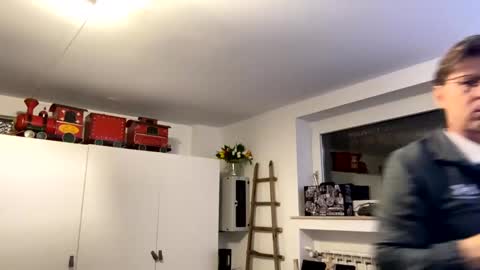 flonolalacla online show from January 2025 04:46:01 PM