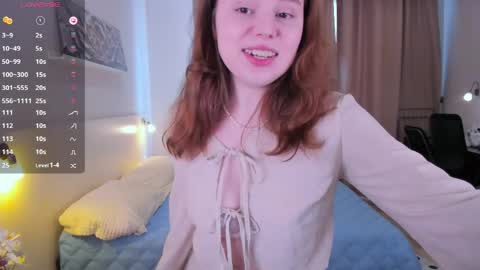 Snapshot of flora_fiore chatting on June 2026 06:18:02 AM Hayley I WILL COME BACK ON MAY 27TH 6pm UTC online show from June 2026 06:18:02 AM