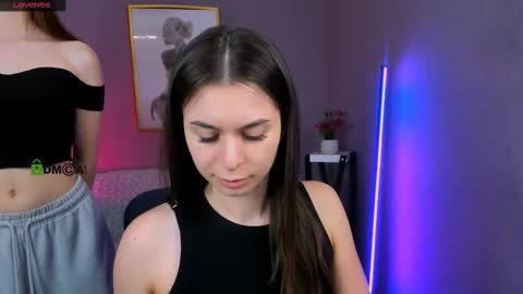 just ask me  online show from November 2025 10:26:02 AM