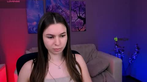 Snapshot of flora_ri chatting on January 2026 10:19:01 AM just ask me online show from January 2026 10:19:01 AM