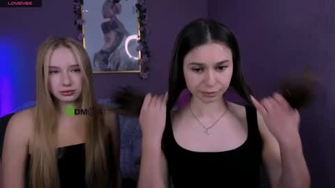 Snapshot of flora_ri chatting on January 2026 10:39:01 AM just ask me online show from January 2026 10:39:01 AM